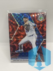 2021 Panini Mosaic Jacob DeGrom Reactive Red Mosaic Prizm Mets #97